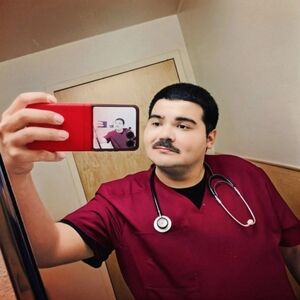 Meet your Posher, Luis